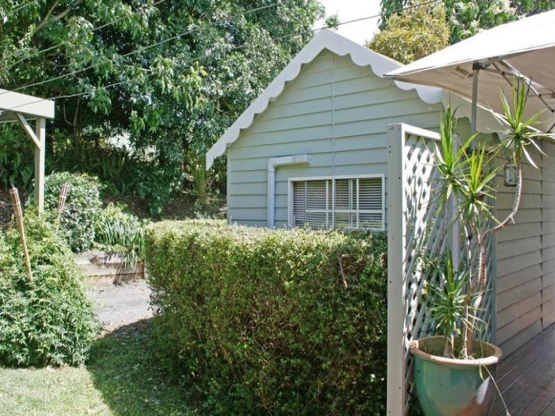 77 Freemont Drive, Tamborine Mountain QLD 4272