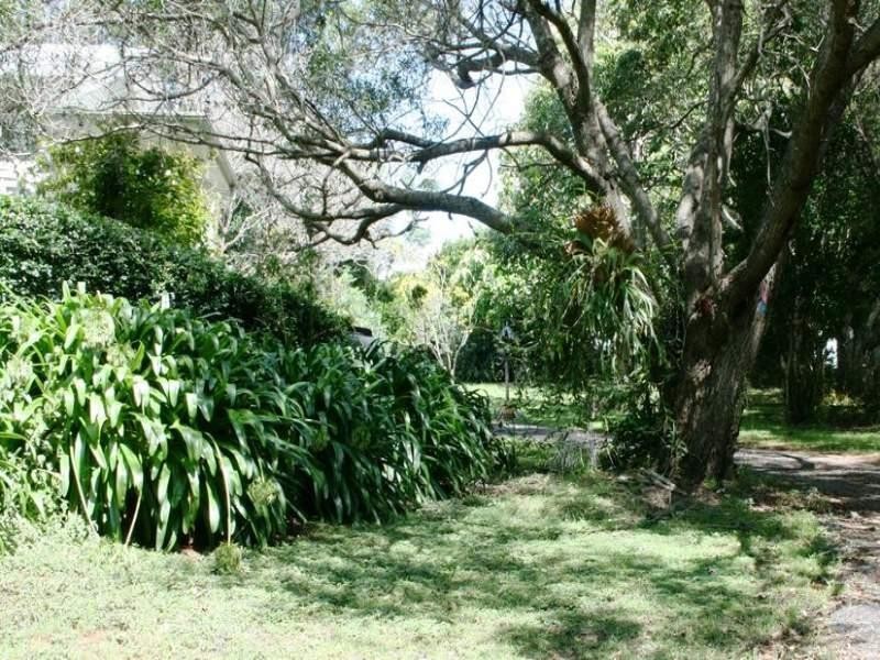 77 Freemont Drive, Tamborine Mountain QLD 4272