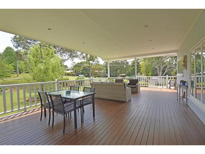 37 Licuala Drive, Tamborine Mountain QLD 4272
