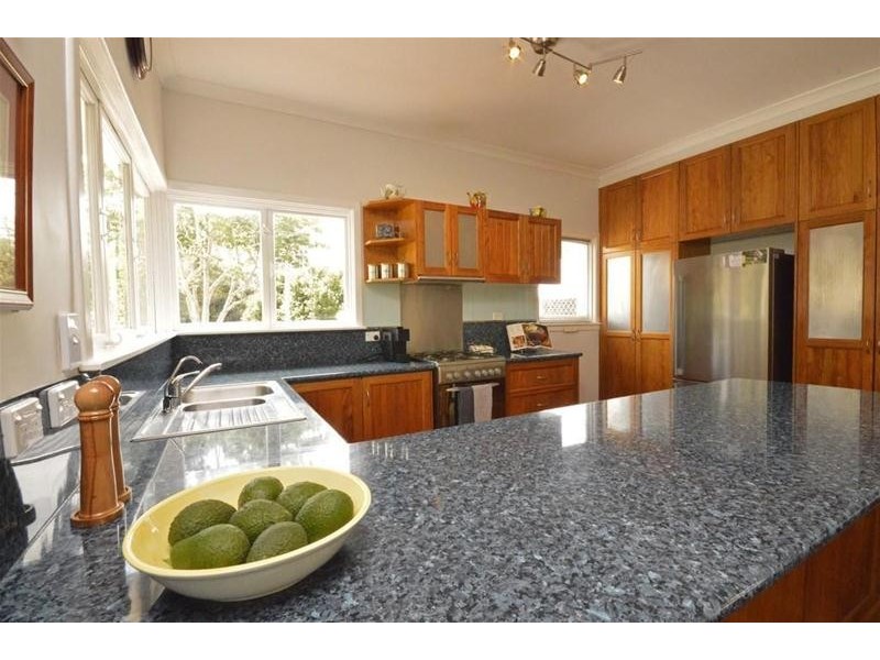 37 Licuala Drive, Tamborine Mountain QLD 4272