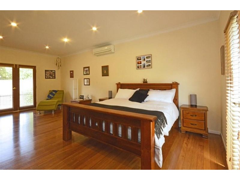 37 Licuala Drive, Tamborine Mountain QLD 4272