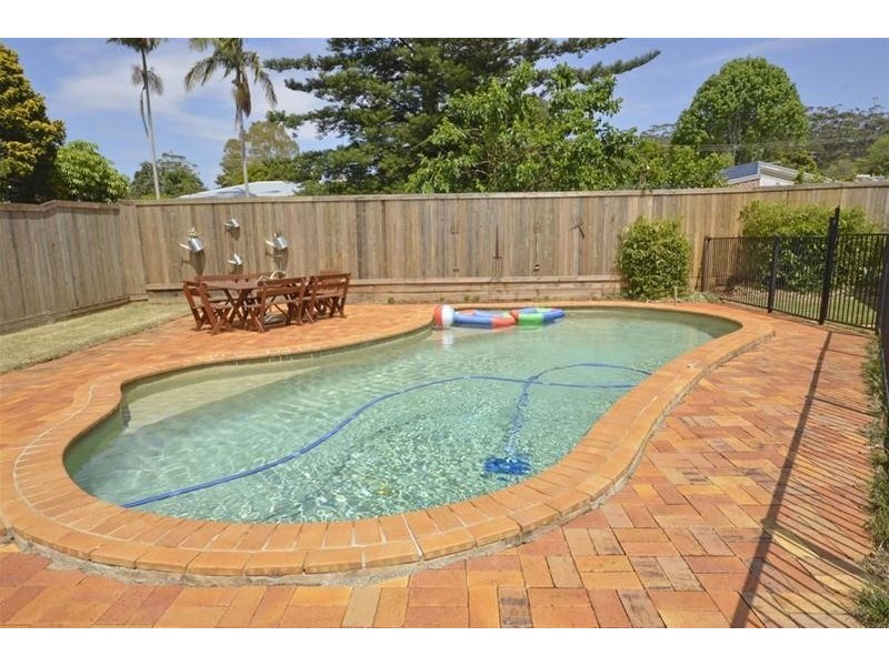 37 Licuala Drive, Tamborine Mountain QLD 4272