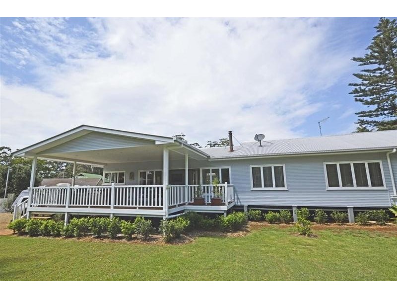 37 Licuala Drive, Tamborine Mountain QLD 4272