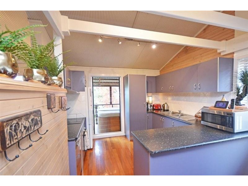 141 Macdonnell Road, Tamborine Mountain QLD 4272