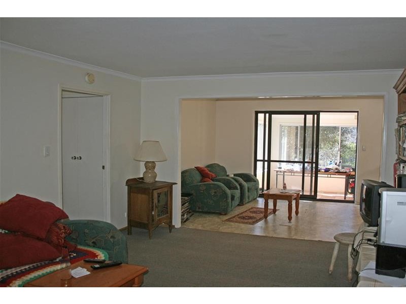 9 Arenga Drive, Tamborine Mountain QLD 4272