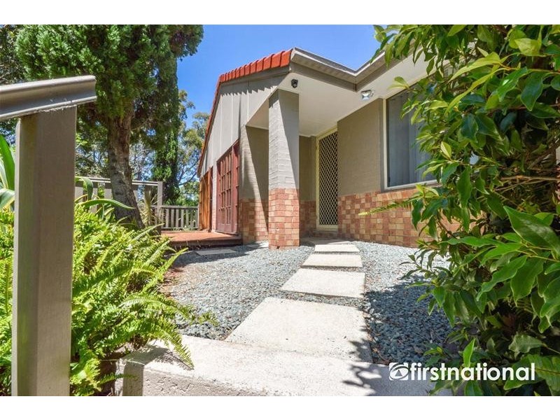 8 Kalmia Court, Tamborine Mountain QLD 4272