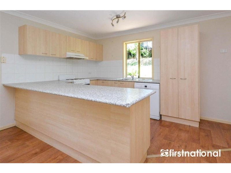 8 Kalmia Court, Tamborine Mountain QLD 4272