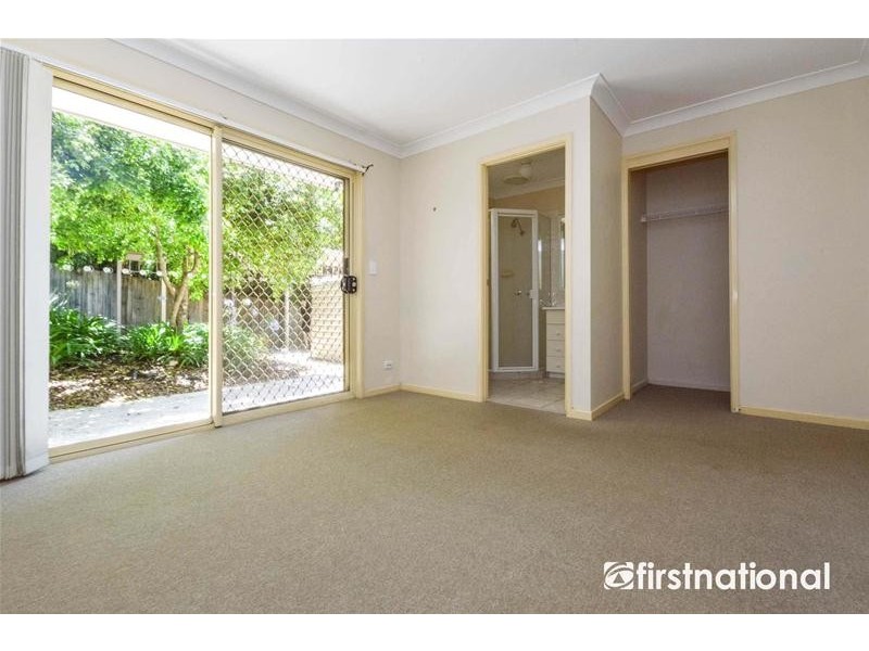 8 Kalmia Court, Tamborine Mountain QLD 4272