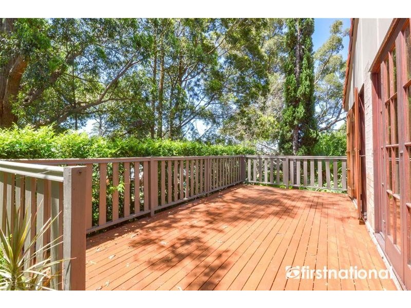 8 Kalmia Court, Tamborine Mountain QLD 4272