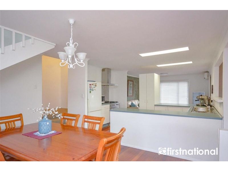 25 Sumba Court, Tamborine Mountain QLD 4272