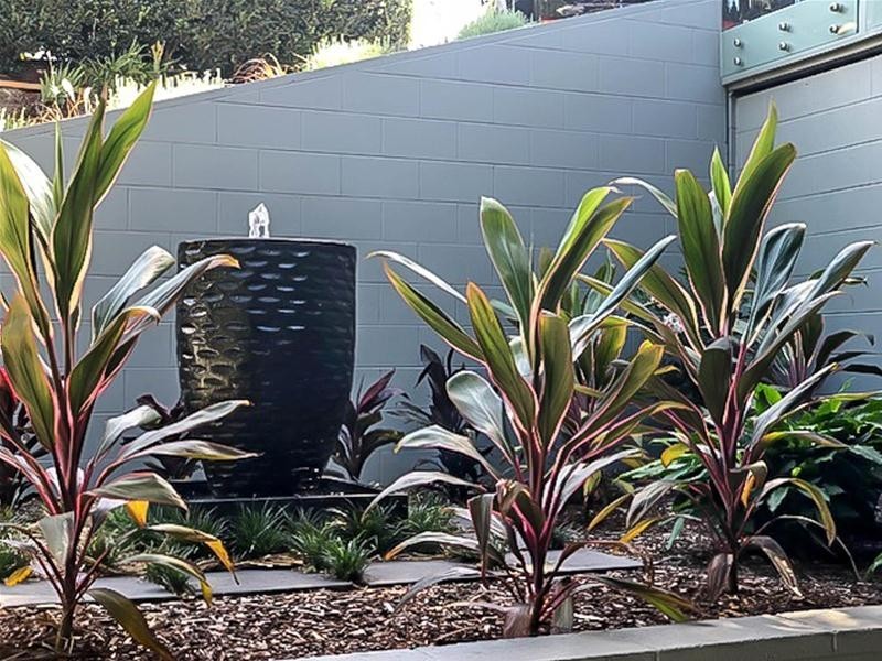 10 Paradise Drive, Tamborine Mountain QLD 4272