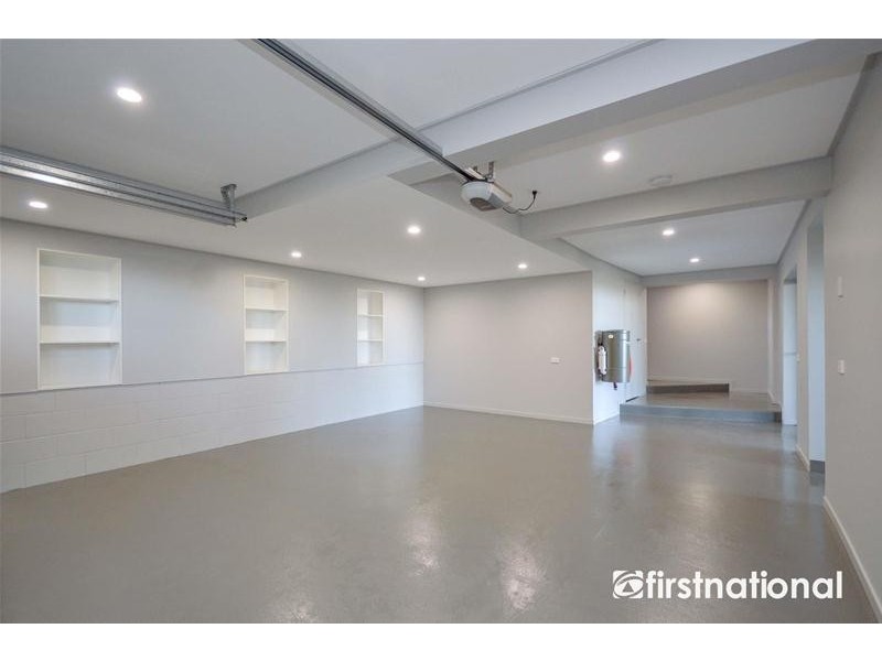 10 Paradise Drive, Tamborine Mountain QLD 4272