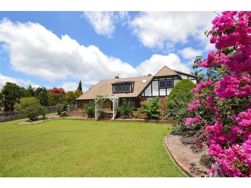 4 Romana Court, Tamborine Mountain QLD 4272