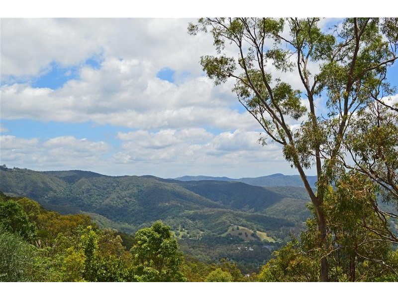 4 Romana Court, Tamborine Mountain QLD 4272