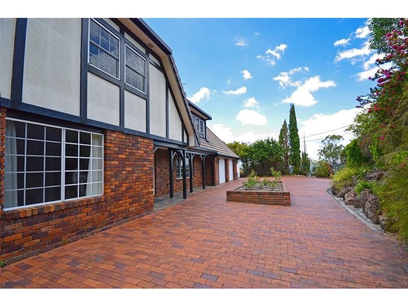 4 Romana Court, Tamborine Mountain QLD 4272