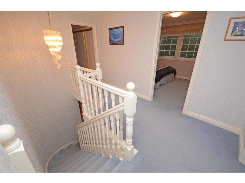 4 Romana Court, Tamborine Mountain QLD 4272