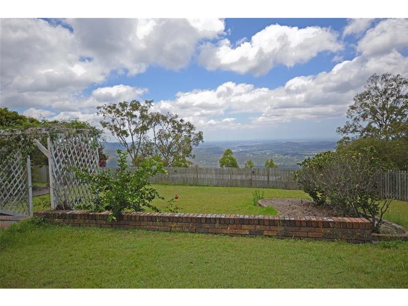 4 Romana Court, Tamborine Mountain QLD 4272