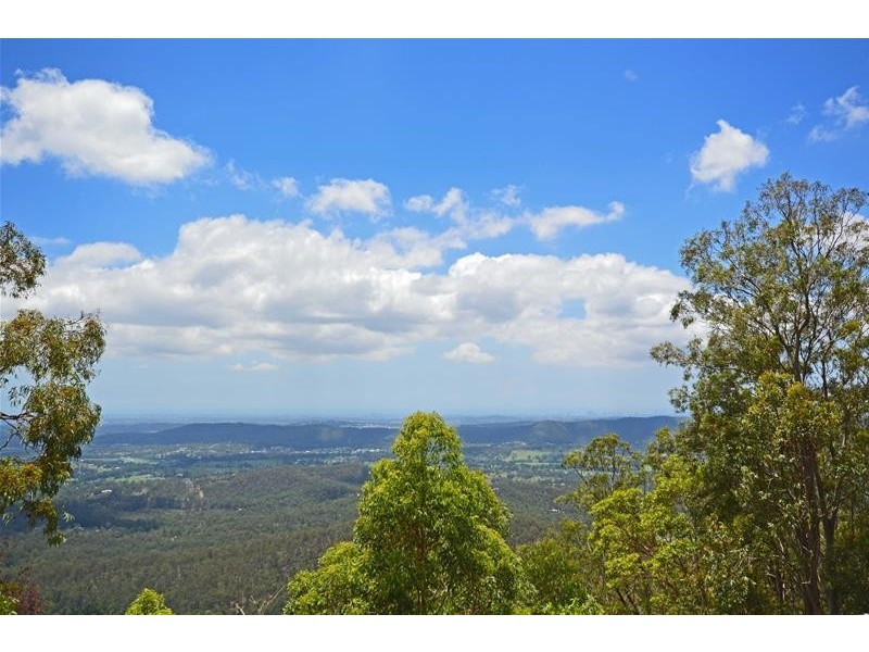 4 Romana Court, Tamborine Mountain QLD 4272