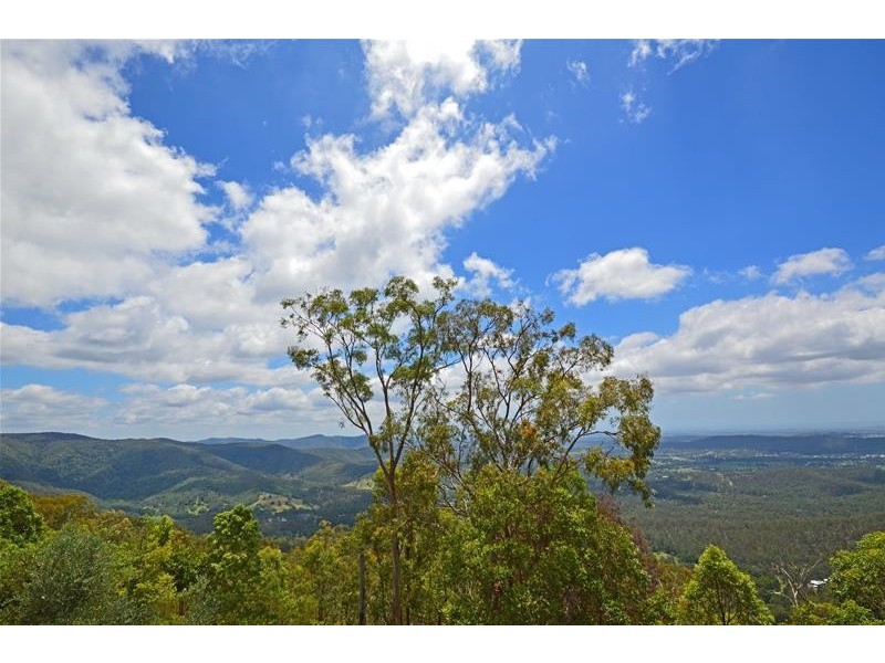4 Romana Court, Tamborine Mountain QLD 4272