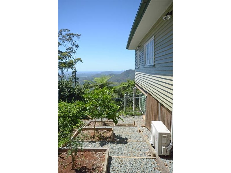 50  Coomera Gorge Drive, Tamborine Mountain QLD 4272