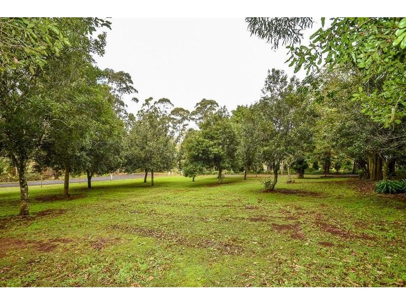 80-82 Benowa Street, Tamborine Mountain QLD 4272