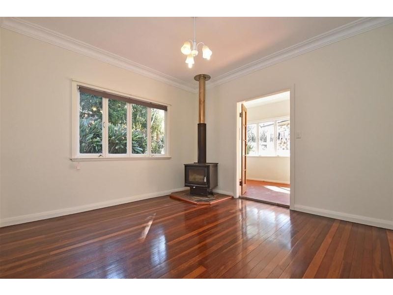 80-82 Benowa Street, Tamborine Mountain QLD 4272