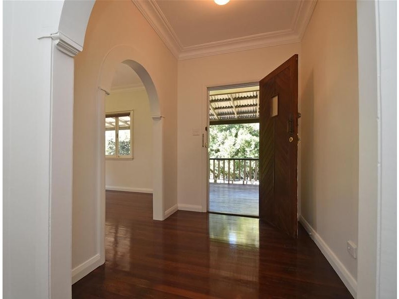 80-82 Benowa Street, Tamborine Mountain QLD 4272