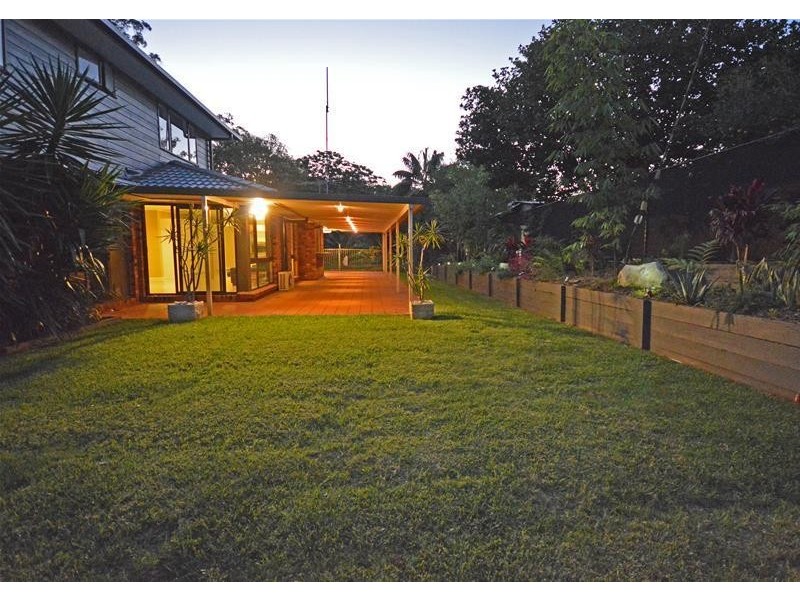 21 Freemont Drive, Tamborine Mountain QLD 4272