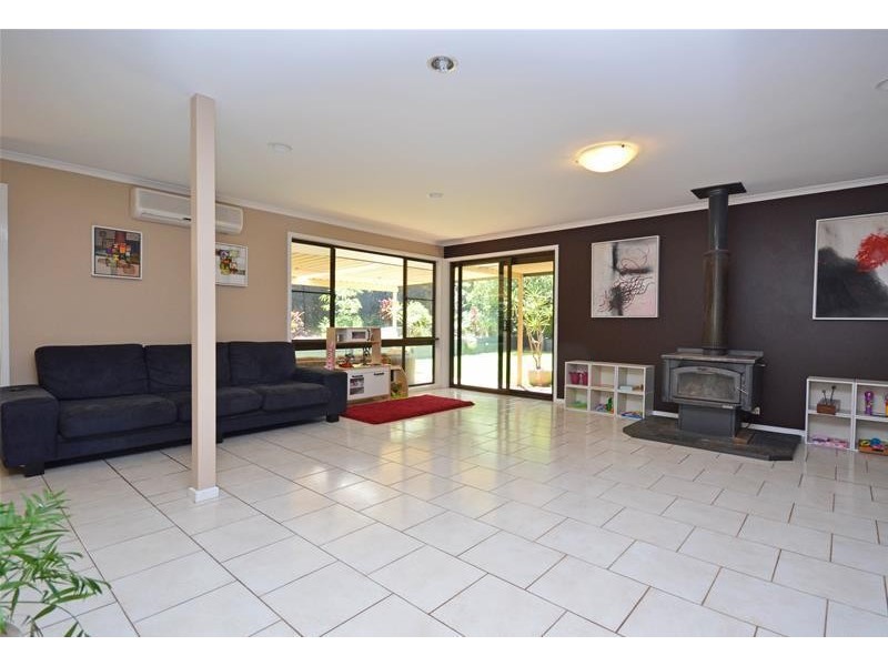 21 Freemont Drive, Tamborine Mountain QLD 4272