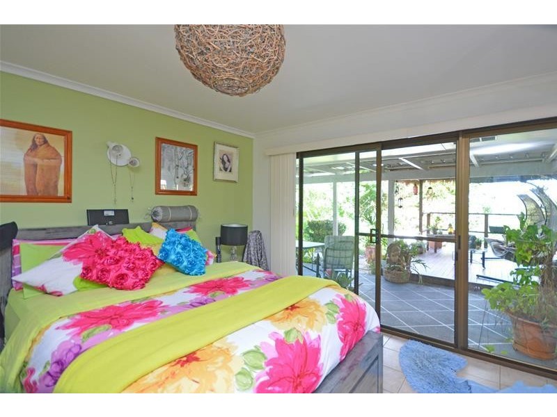 13 Orchis Drive, Tamborine Mountain QLD 4272