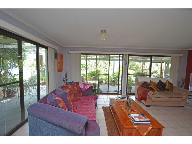 13 Orchis Drive, Tamborine Mountain QLD 4272