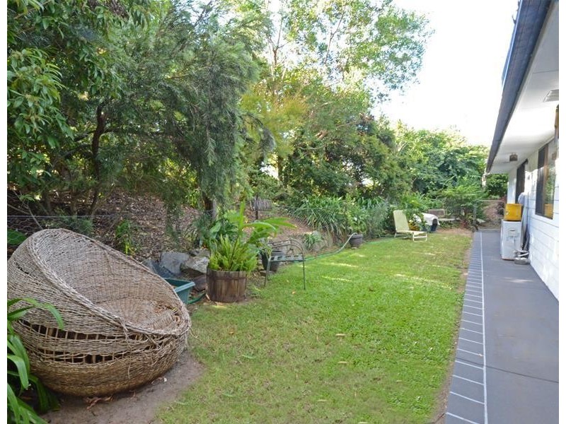 13 Orchis Drive, Tamborine Mountain QLD 4272