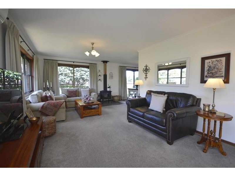 1 Southport Avenue, Tamborine Mountain QLD 4272