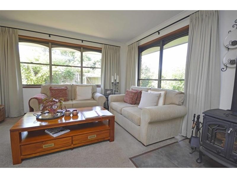 1 Southport Avenue, Tamborine Mountain QLD 4272