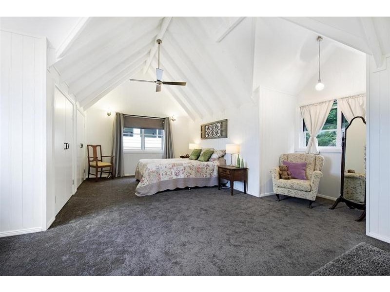 107 The Shelf Road, Tamborine Mountain QLD 4272