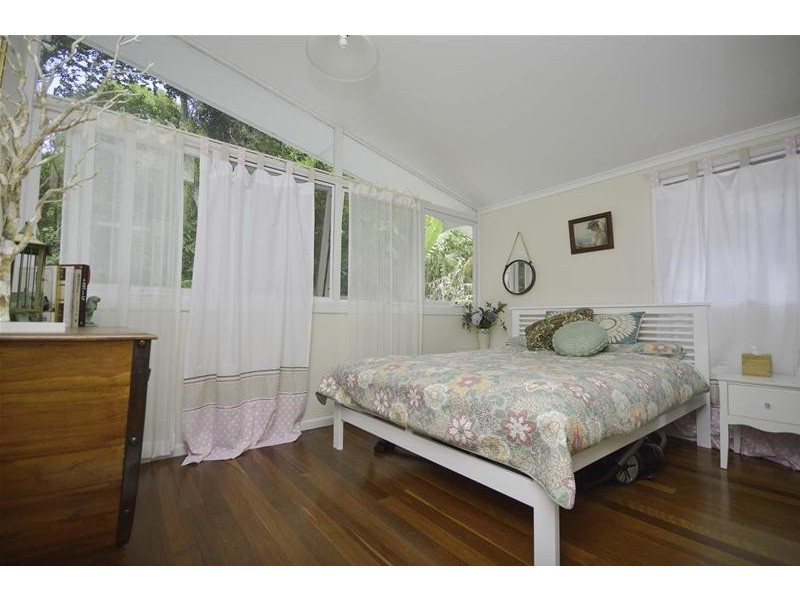 94 Eagle Heights Road, Tamborine Mountain QLD 4272