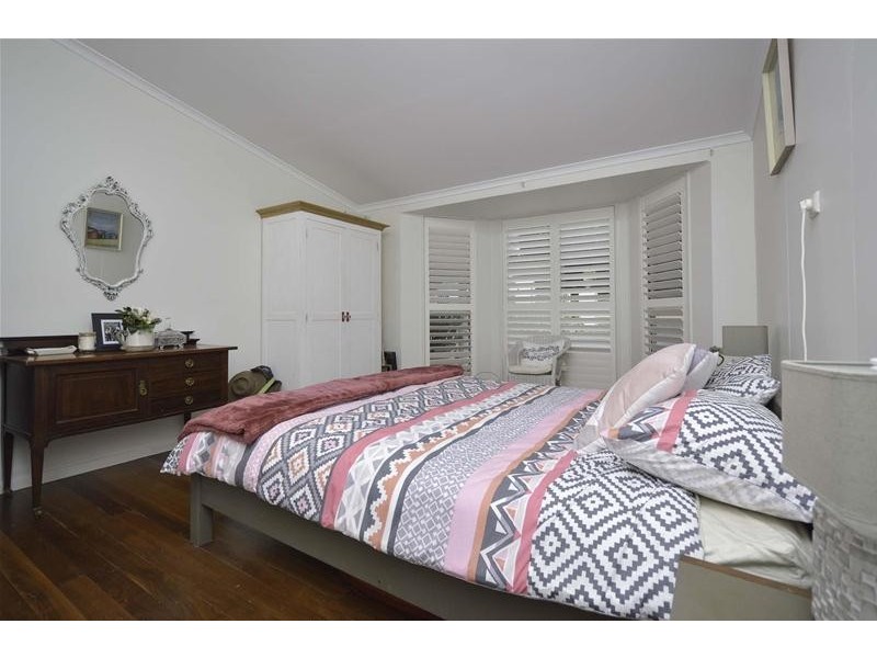 94 Eagle Heights Road, Tamborine Mountain QLD 4272