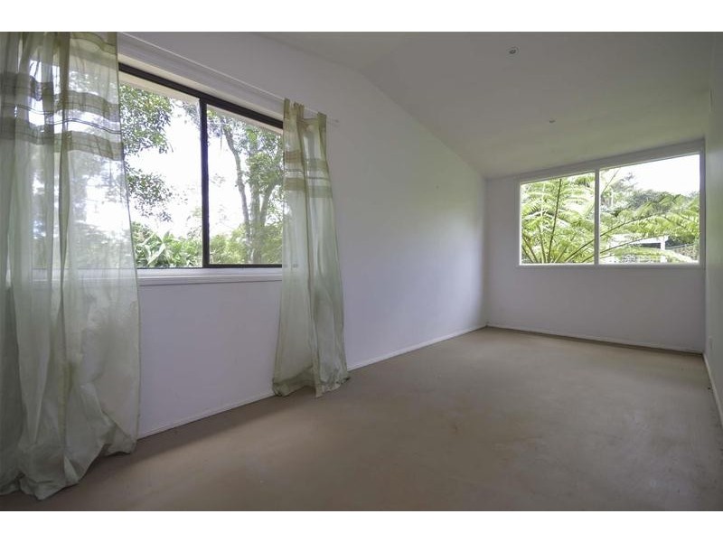 94 Eagle Heights Road, Tamborine Mountain QLD 4272