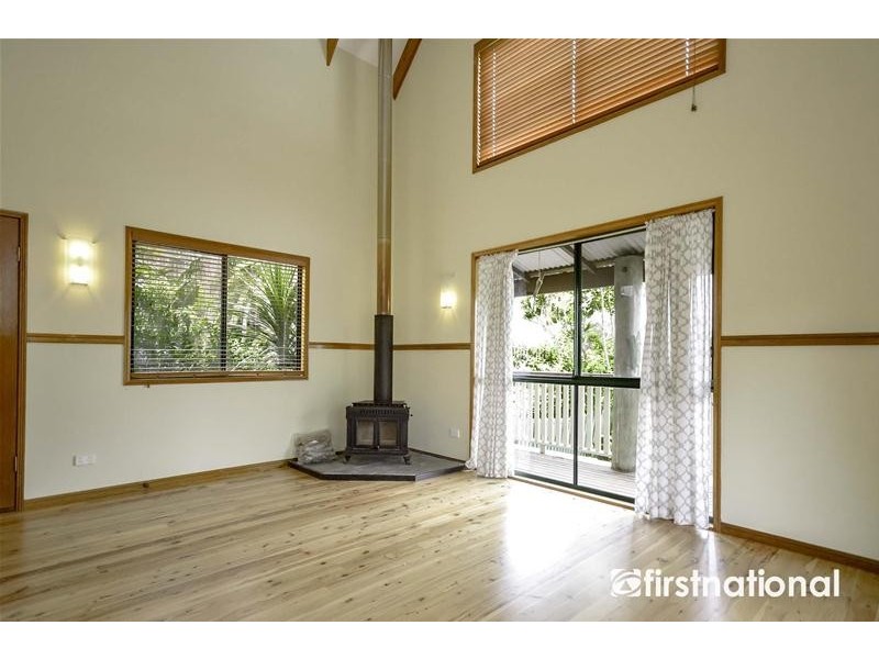 129 Contour Road, Tamborine Mountain QLD 4272