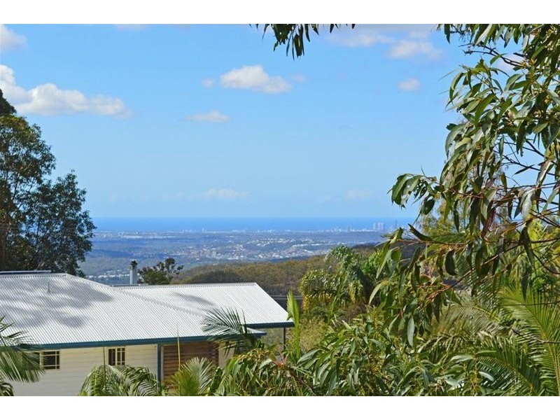 13 Foraker Drive, Tamborine Mountain QLD 4272