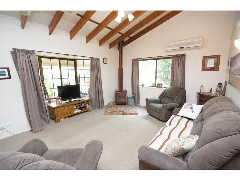 20 Driscoll Lane, Eagle Heights QLD 4271