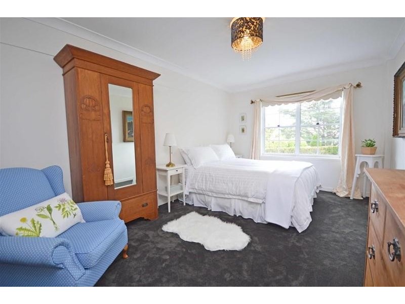 22 Cliff Way, Tamborine Mountain QLD 4272