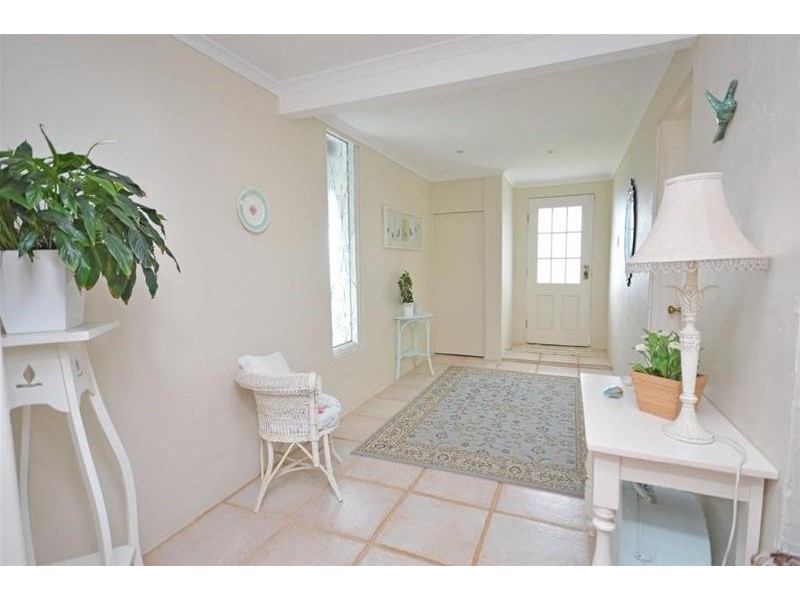 22 Cliff Way, Tamborine Mountain QLD 4272