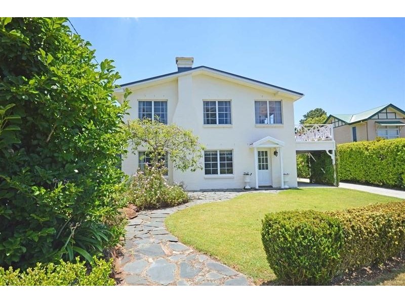 22 Cliff Way, Tamborine Mountain QLD 4272