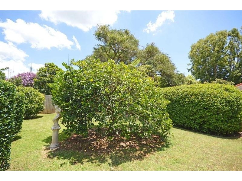 22 Cliff Way, Tamborine Mountain QLD 4272