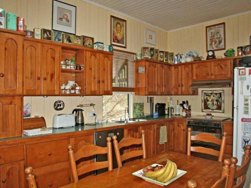 71 Hazel Road, Tamborine QLD 4270