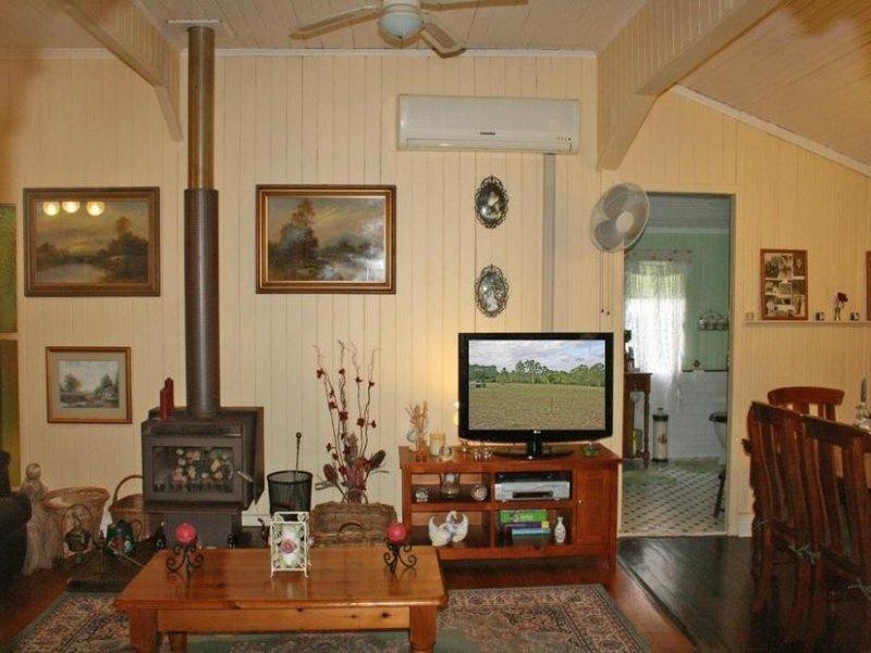 71 Hazel Road, Tamborine QLD 4270