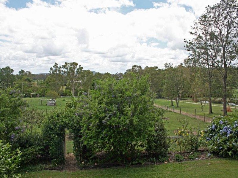 71 Hazel Road, Tamborine QLD 4270