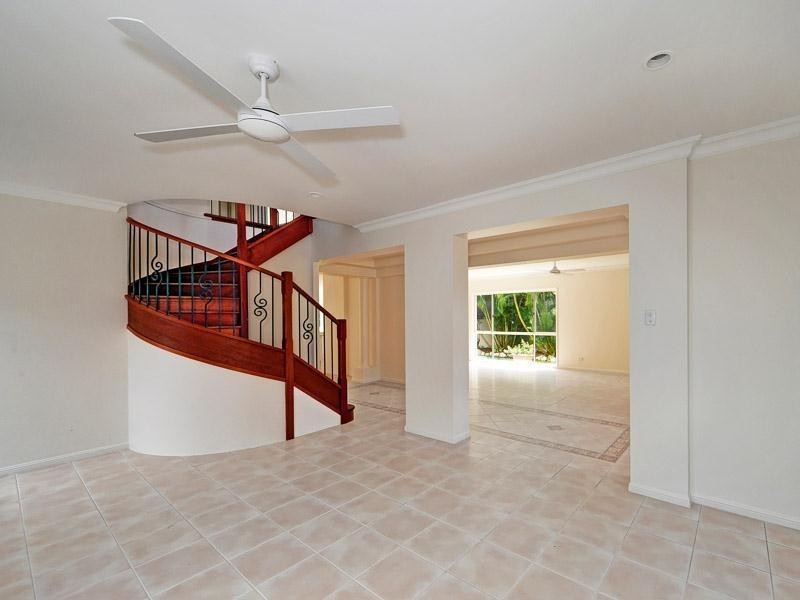 Hope Island QLD 4212