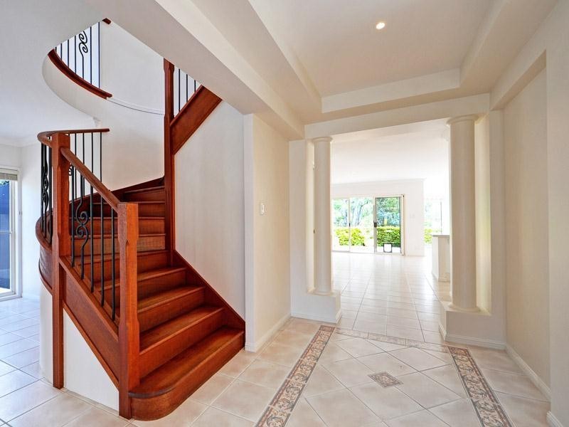 Hope Island QLD 4212